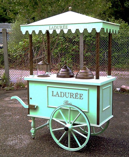 chariot-laduree-04.jpg