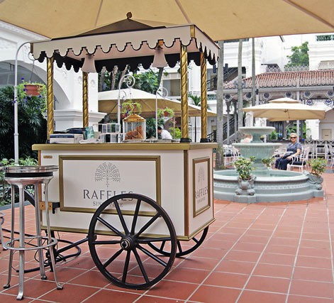 chariot-raffles-singapore-01.jpg