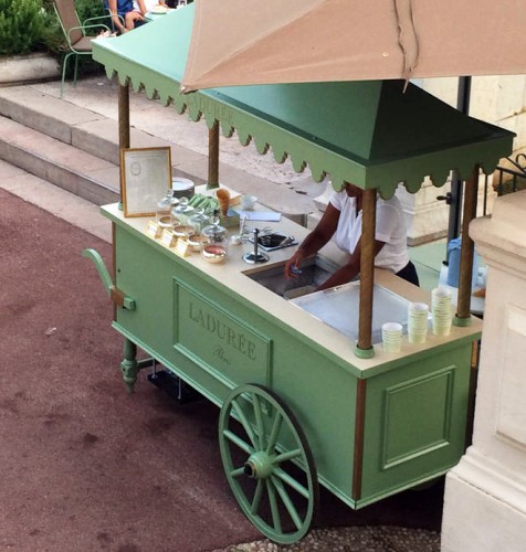 chariot-laduree-monaco-01.jpg