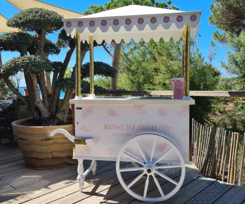 Chariot à rosé – JARDIN TROPEZINA